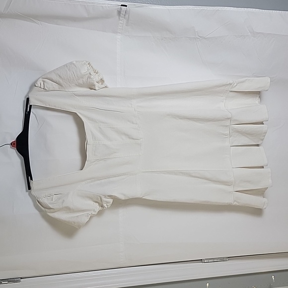 Planet Gold Dresses & Skirts - NWT white puff sleeve mini dress